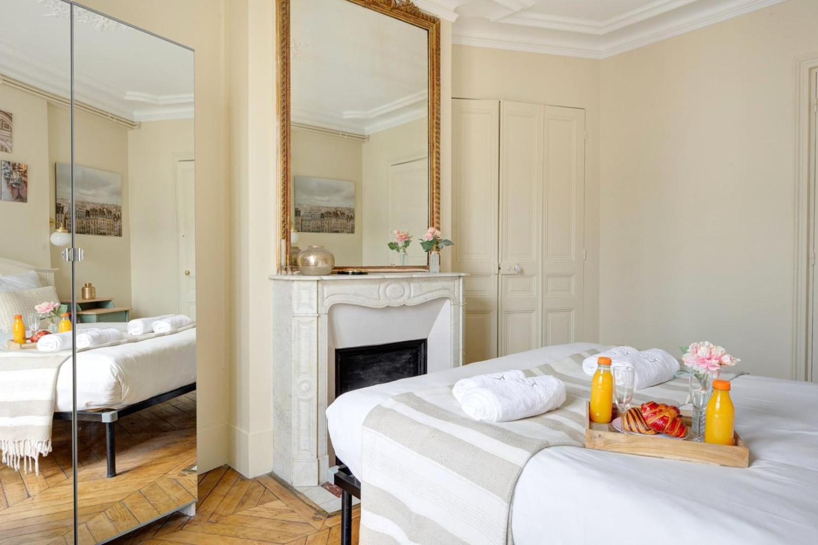 Appartement La Plume A Haven Of Peace In Montorgueil Parijs